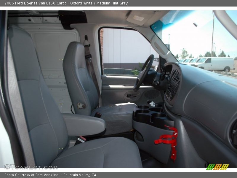 Oxford White / Medium Flint Grey 2006 Ford E Series Van E150 Cargo