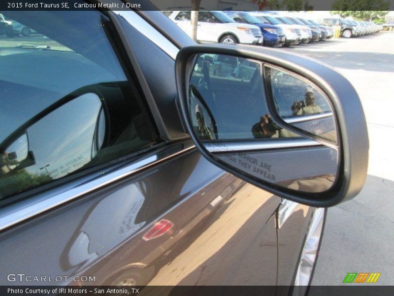 Caribou Metallic / Dune 2015 Ford Taurus SE