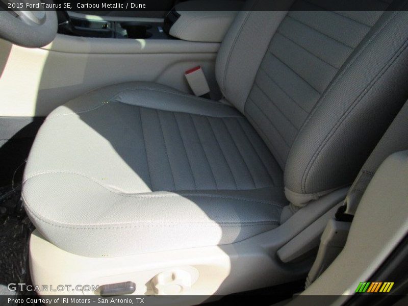 Caribou Metallic / Dune 2015 Ford Taurus SE