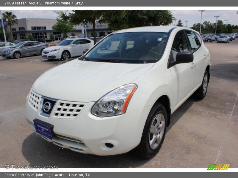Phantom White / Gray 2009 Nissan Rogue S