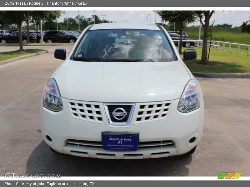 Phantom White / Gray 2009 Nissan Rogue S