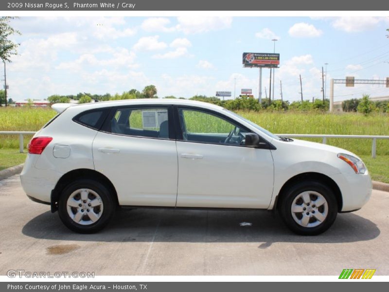 Phantom White / Gray 2009 Nissan Rogue S