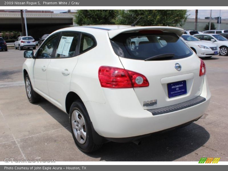 Phantom White / Gray 2009 Nissan Rogue S