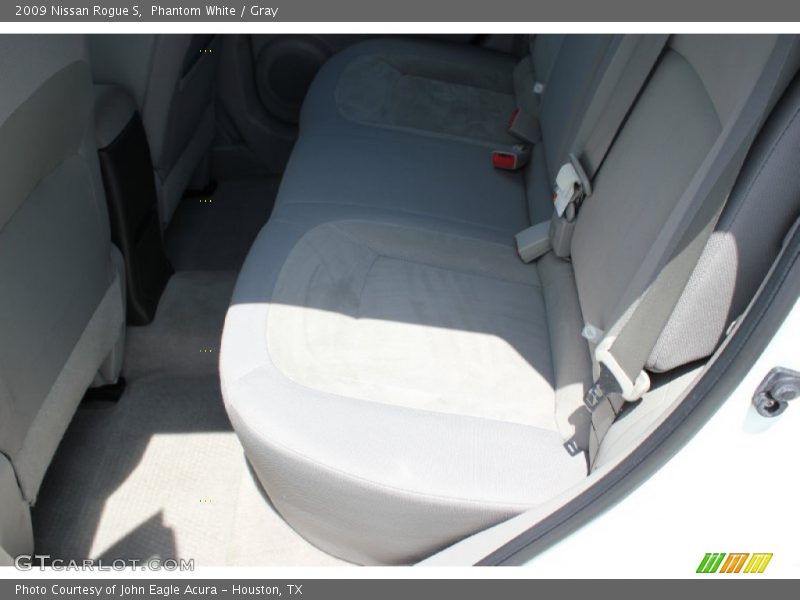Phantom White / Gray 2009 Nissan Rogue S
