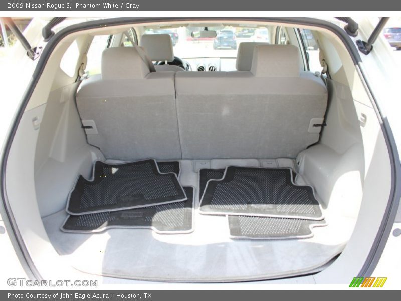 Phantom White / Gray 2009 Nissan Rogue S