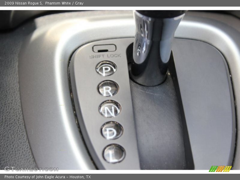Phantom White / Gray 2009 Nissan Rogue S