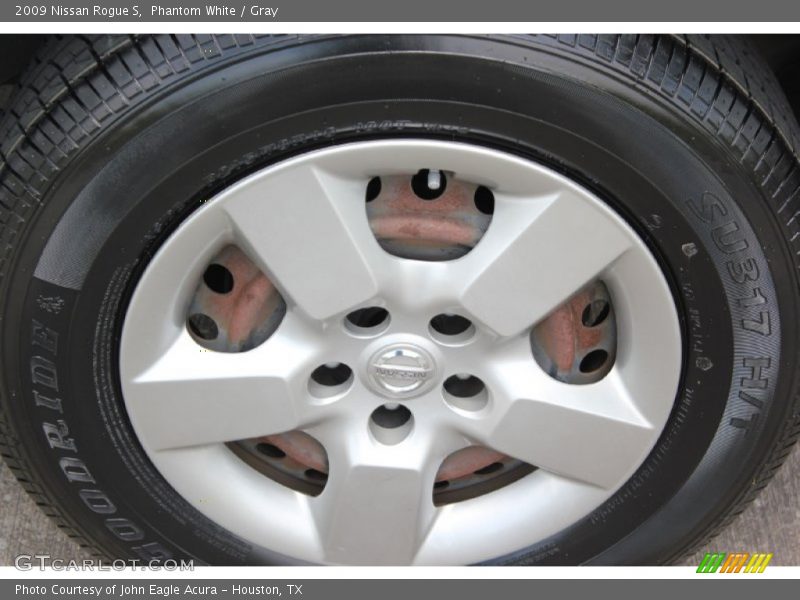 Phantom White / Gray 2009 Nissan Rogue S