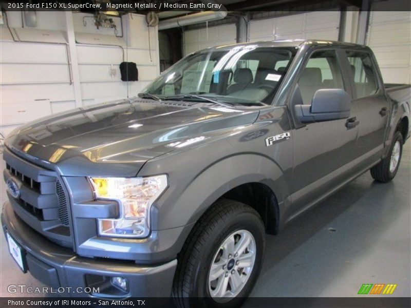 Magnetic Metallic / Medium Earth Gray 2015 Ford F150 XL SuperCrew