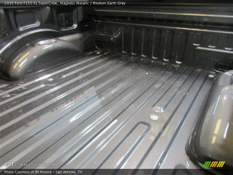 Magnetic Metallic / Medium Earth Gray 2015 Ford F150 XL SuperCrew