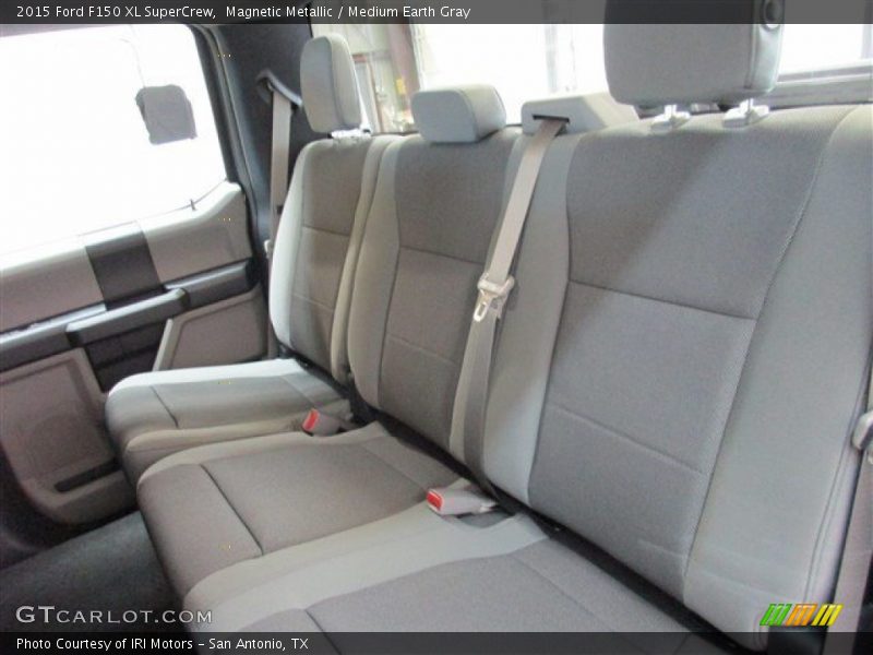 Magnetic Metallic / Medium Earth Gray 2015 Ford F150 XL SuperCrew