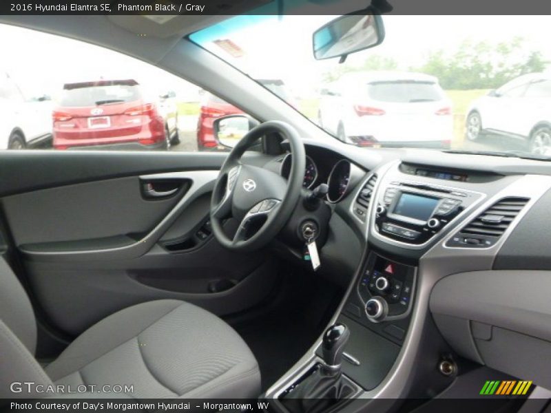 Phantom Black / Gray 2016 Hyundai Elantra SE