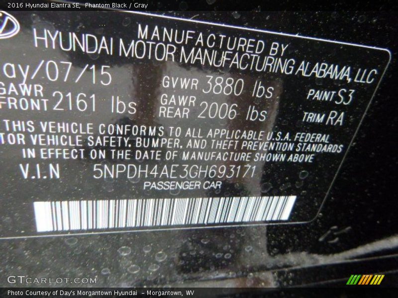Phantom Black / Gray 2016 Hyundai Elantra SE