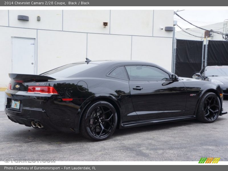 Black / Black 2014 Chevrolet Camaro Z/28 Coupe