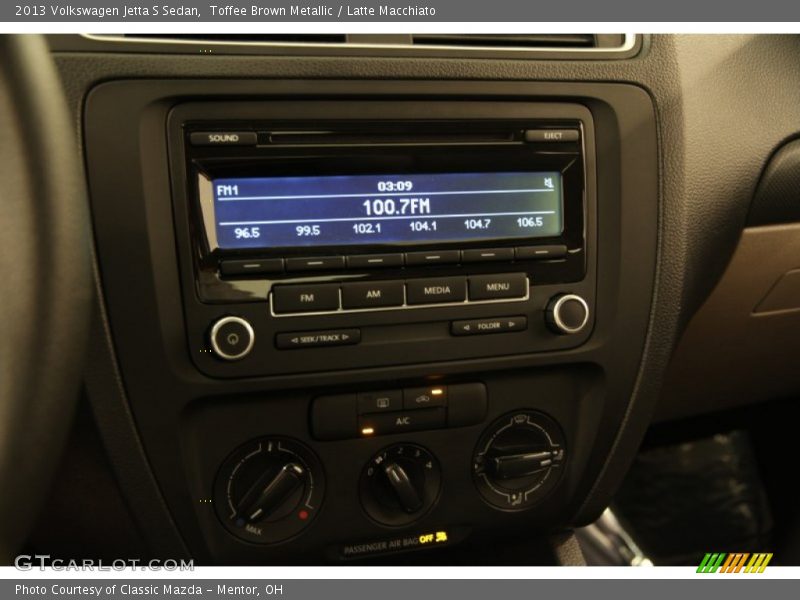 Toffee Brown Metallic / Latte Macchiato 2013 Volkswagen Jetta S Sedan