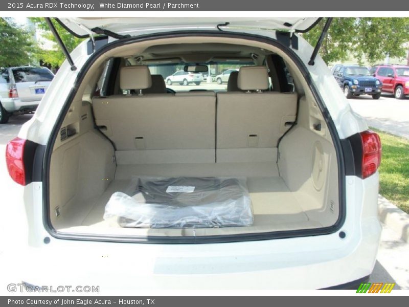 White Diamond Pearl / Parchment 2015 Acura RDX Technology