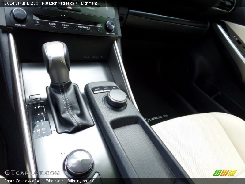 Matador Red Mica / Parchment 2014 Lexus IS 250
