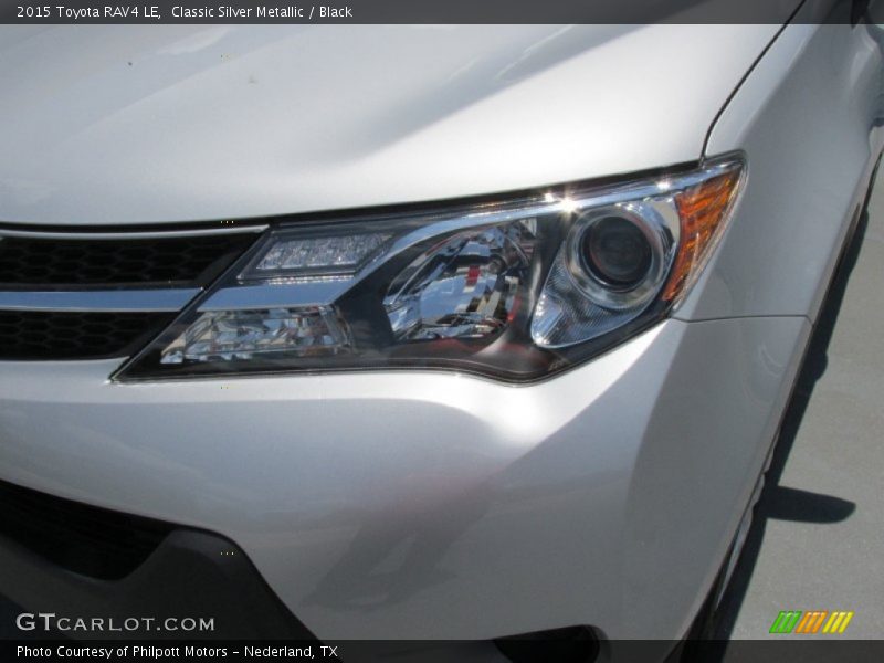 Classic Silver Metallic / Black 2015 Toyota RAV4 LE