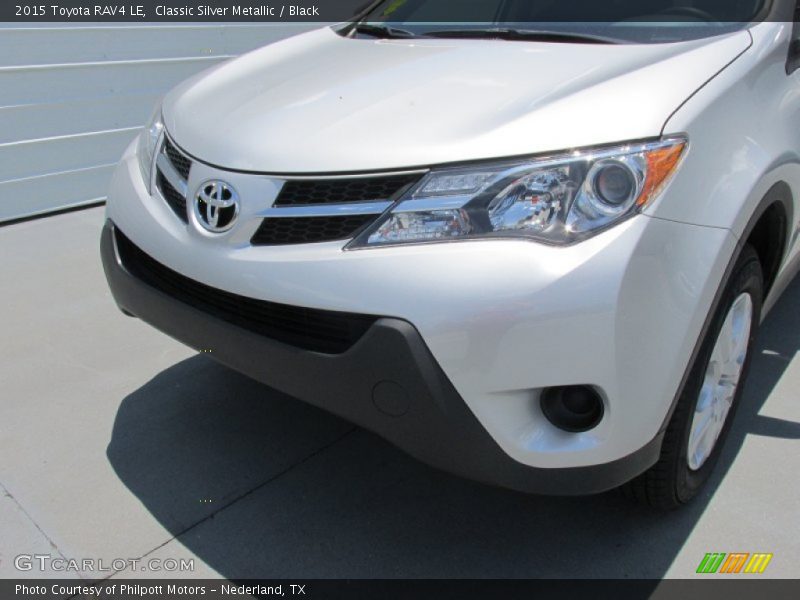 Classic Silver Metallic / Black 2015 Toyota RAV4 LE