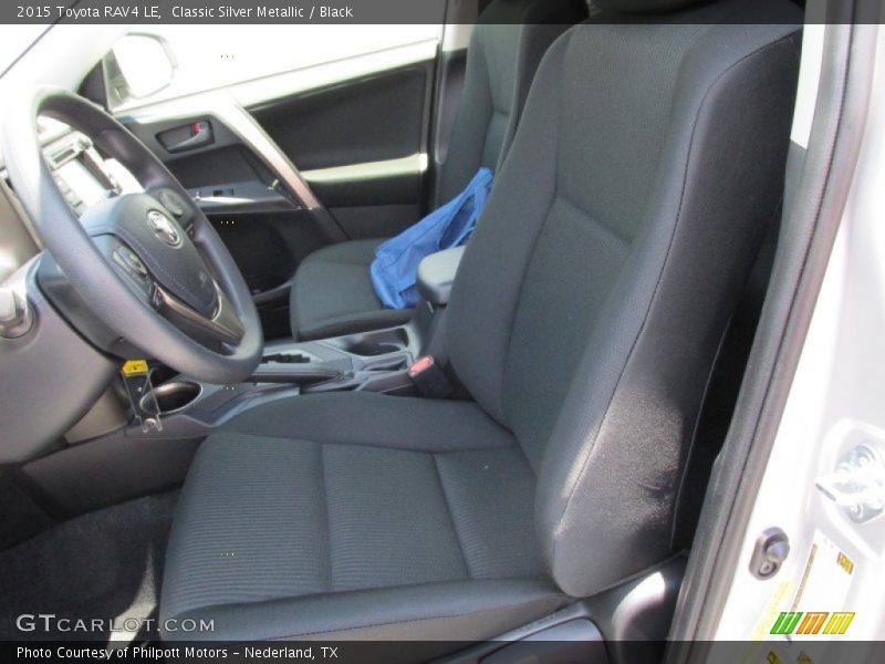 Classic Silver Metallic / Black 2015 Toyota RAV4 LE