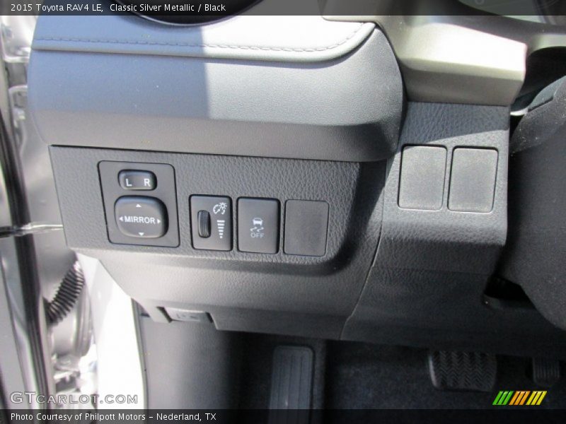 Classic Silver Metallic / Black 2015 Toyota RAV4 LE