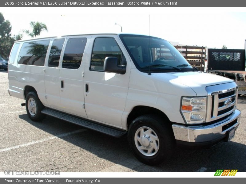 Oxford White / Medium Flint 2009 Ford E Series Van E350 Super Duty XLT Extended Passenger