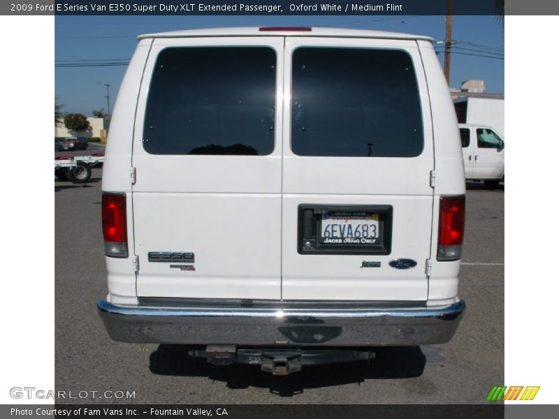 Oxford White / Medium Flint 2009 Ford E Series Van E350 Super Duty XLT Extended Passenger