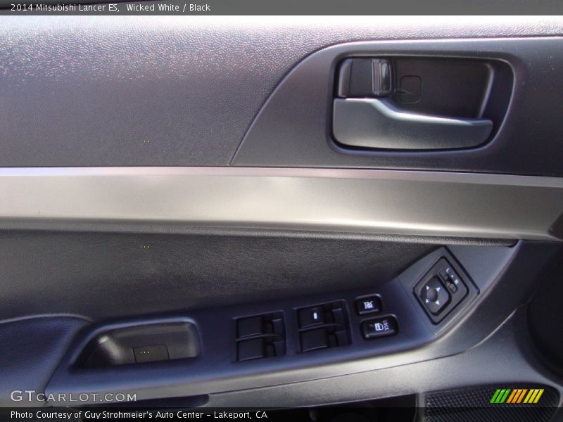 Wicked White / Black 2014 Mitsubishi Lancer ES