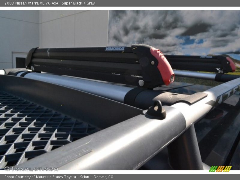 Super Black / Gray 2003 Nissan Xterra XE V6 4x4