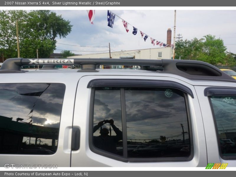Silver Lightning Metallic / Steel/Graphite 2007 Nissan Xterra S 4x4