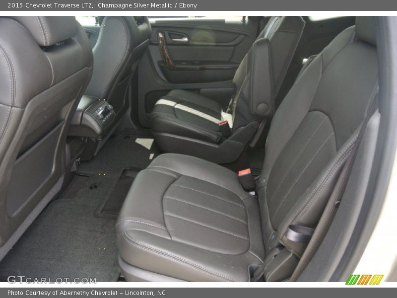 Champagne Silver Metallic / Ebony 2015 Chevrolet Traverse LTZ