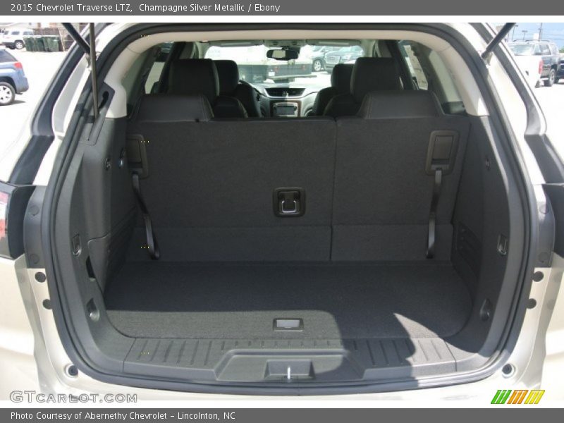 Champagne Silver Metallic / Ebony 2015 Chevrolet Traverse LTZ