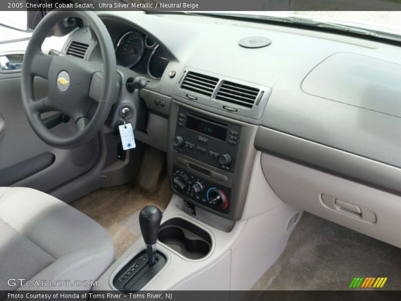 Ultra Silver Metallic / Neutral Beige 2005 Chevrolet Cobalt Sedan