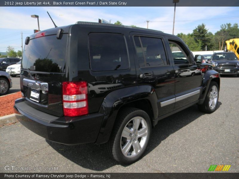 Black Forest Green Pearl / Dark Slate Gray 2012 Jeep Liberty Jet 4x4