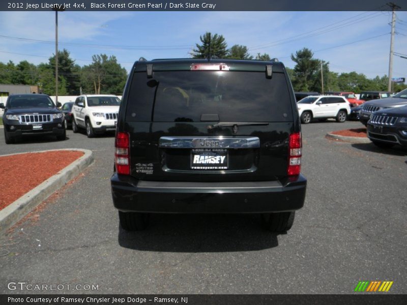 Black Forest Green Pearl / Dark Slate Gray 2012 Jeep Liberty Jet 4x4