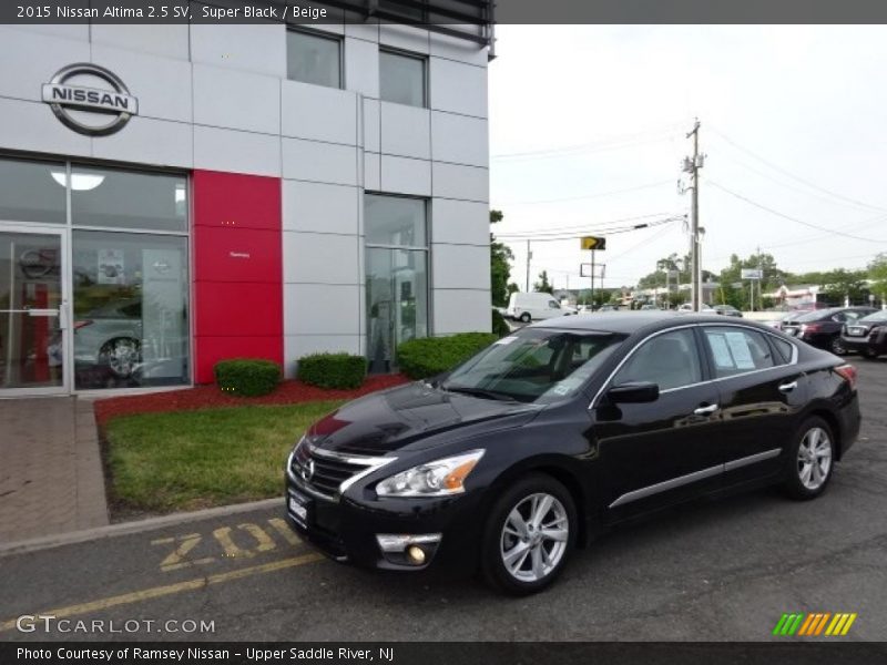 Super Black / Beige 2015 Nissan Altima 2.5 SV