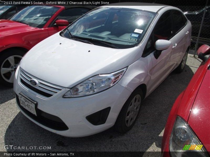 Oxford White / Charcoal Black/Light Stone 2013 Ford Fiesta S Sedan