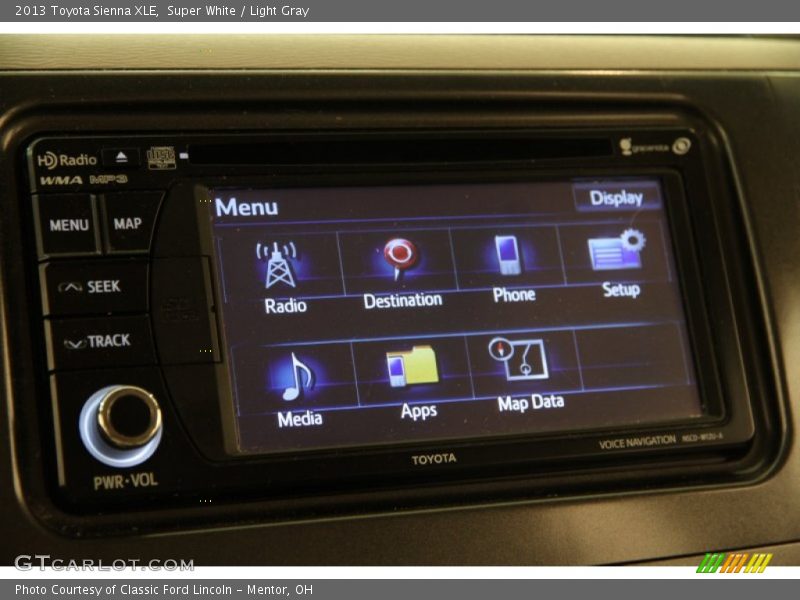 Super White / Light Gray 2013 Toyota Sienna XLE