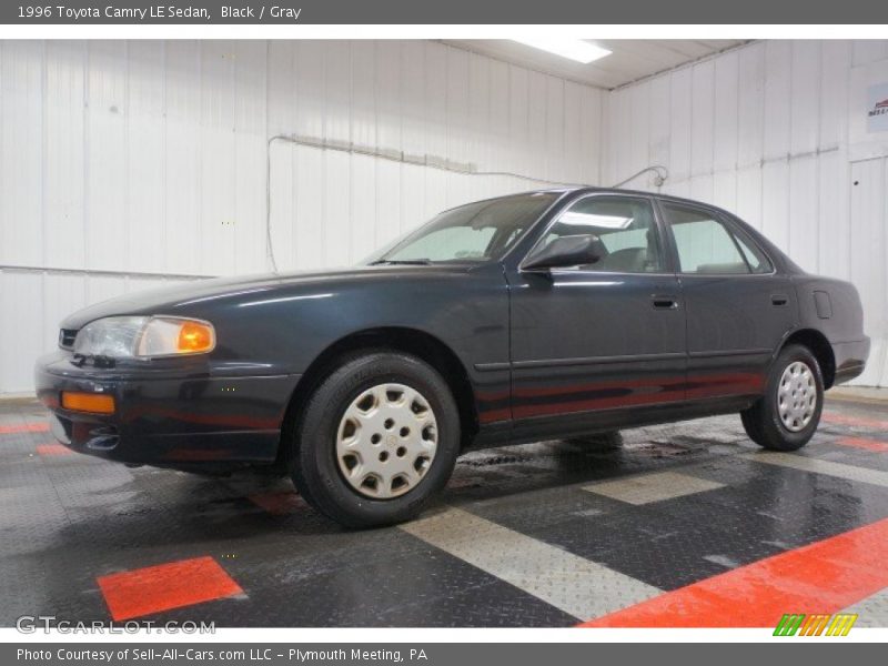 Black / Gray 1996 Toyota Camry LE Sedan