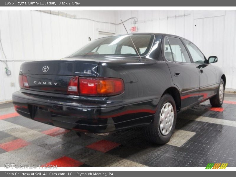 Black / Gray 1996 Toyota Camry LE Sedan