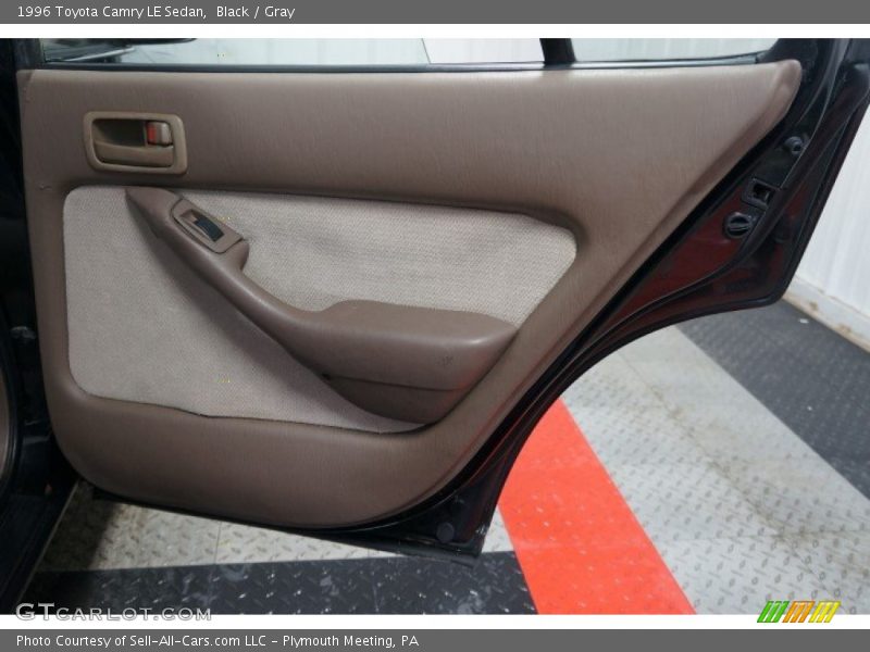 Black / Gray 1996 Toyota Camry LE Sedan