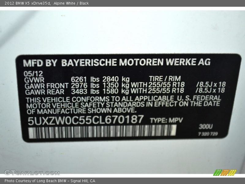 Alpine White / Black 2012 BMW X5 xDrive35d