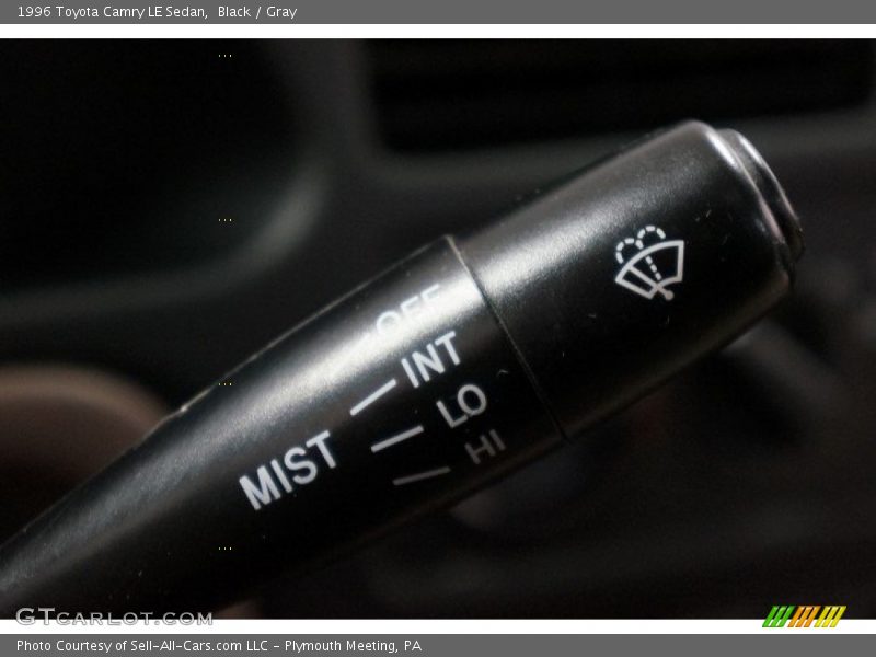 Black / Gray 1996 Toyota Camry LE Sedan