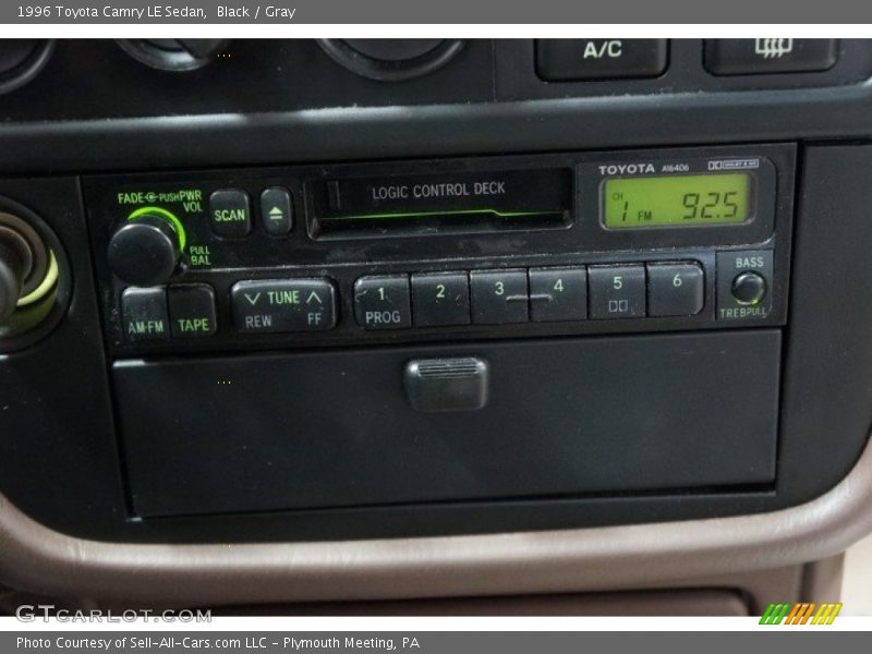 Black / Gray 1996 Toyota Camry LE Sedan