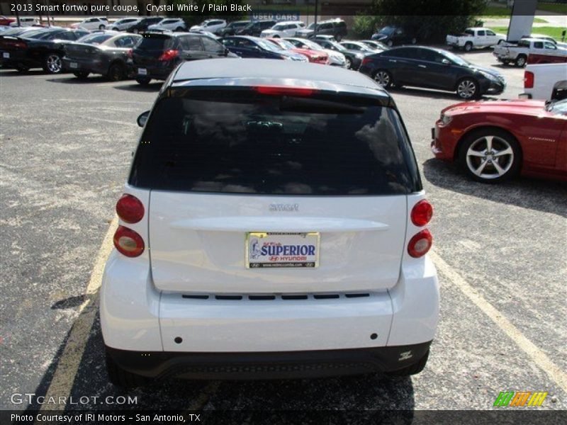 Crystal White / Plain Black 2013 Smart fortwo pure coupe