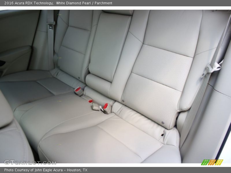 White Diamond Pearl / Parchment 2016 Acura RDX Technology