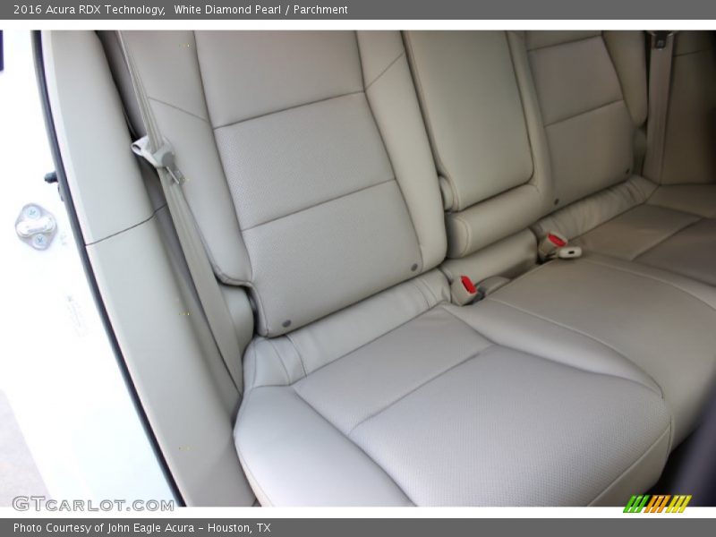 White Diamond Pearl / Parchment 2016 Acura RDX Technology