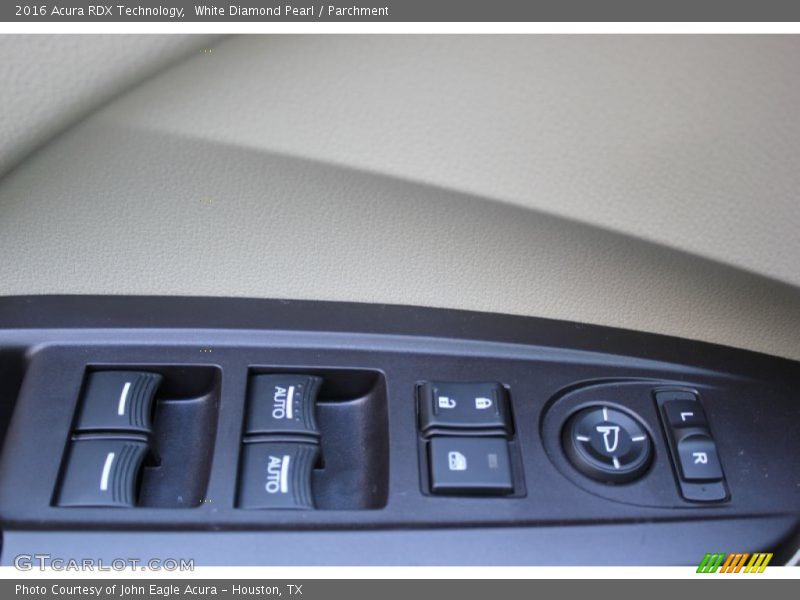 White Diamond Pearl / Parchment 2016 Acura RDX Technology