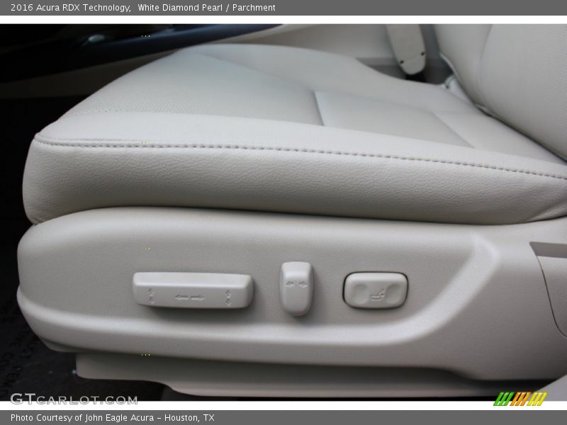 White Diamond Pearl / Parchment 2016 Acura RDX Technology