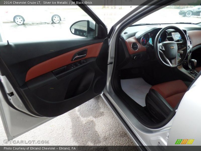 Silver Ice Metallic / Jet Black/Brick 2014 Chevrolet Cruze LT