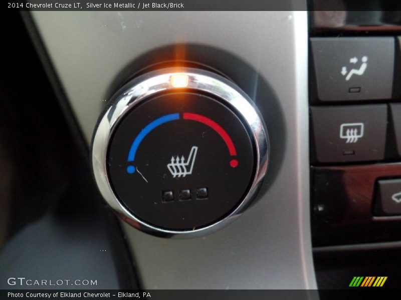 Silver Ice Metallic / Jet Black/Brick 2014 Chevrolet Cruze LT